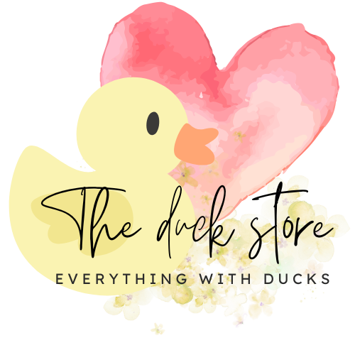 logo van the duckstore met een groot roze waterverf hart erachter